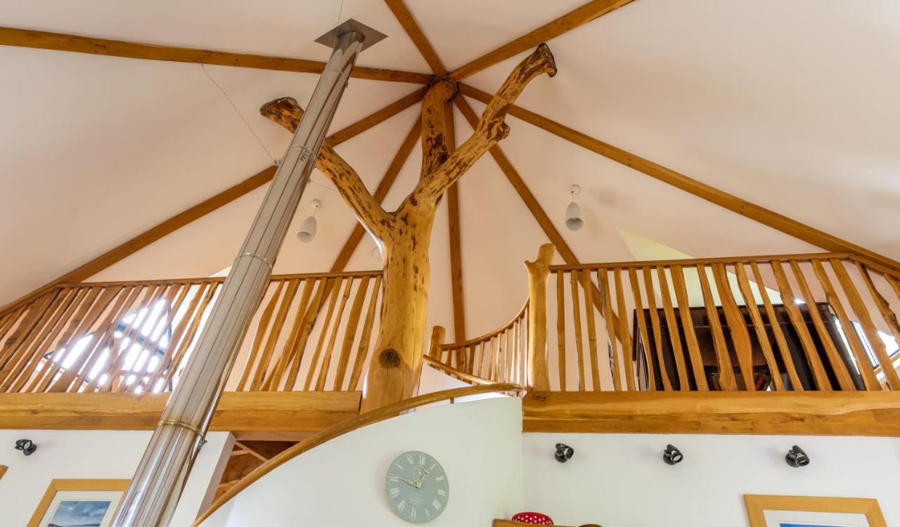 Villa Kinlochlaich Tree House Appin Esterno foto