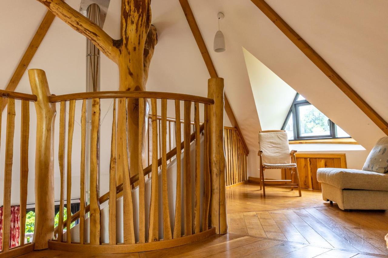 Villa Kinlochlaich Tree House Appin Esterno foto